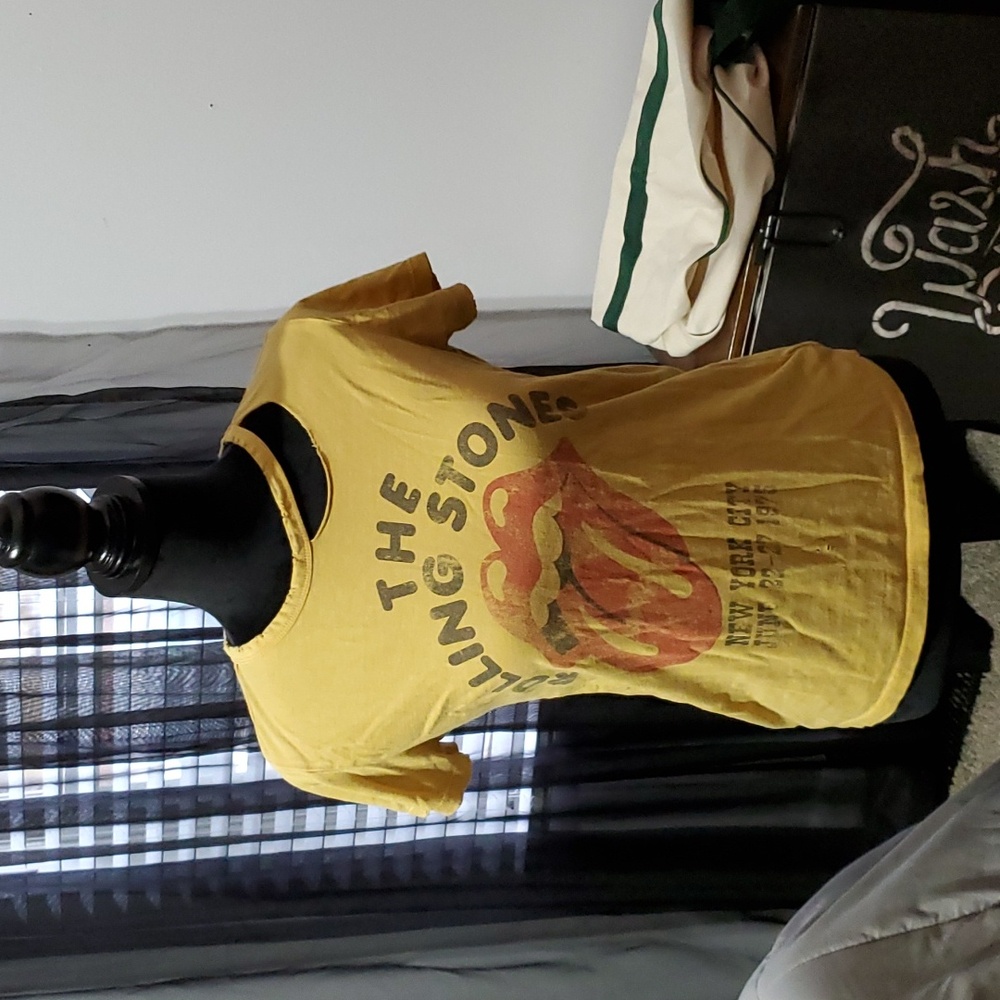 💥 5/$50 Distressed Rolling Stones T Shirt